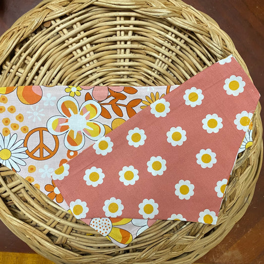 Whimsy's Peace Love and Daisys, Reversible Bandana